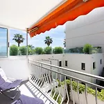 Modern Apartment 2 Bedrooms Quiet Terrace In A Palm Beach Area, 30 Meters From Seaside